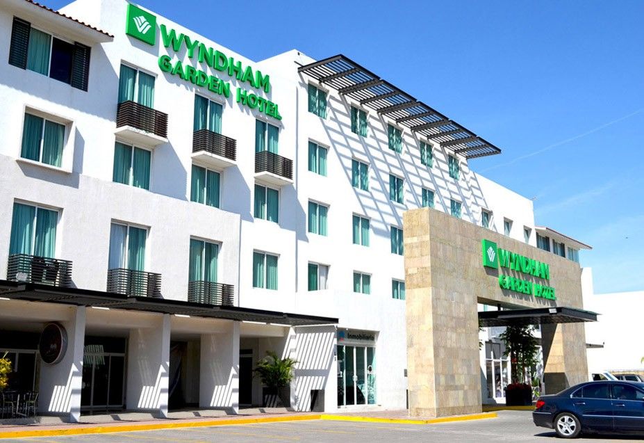 Wyndham Garden Silao Bajio Aeropuerto Hotel Екстериор снимка