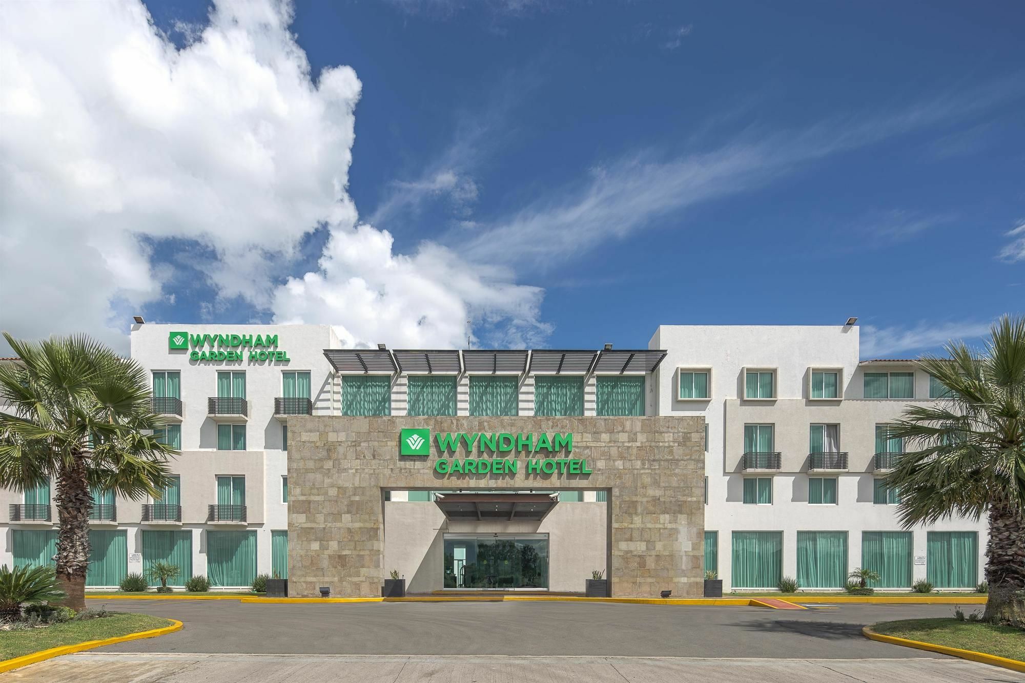 Wyndham Garden Silao Bajio Aeropuerto Hotel Екстериор снимка